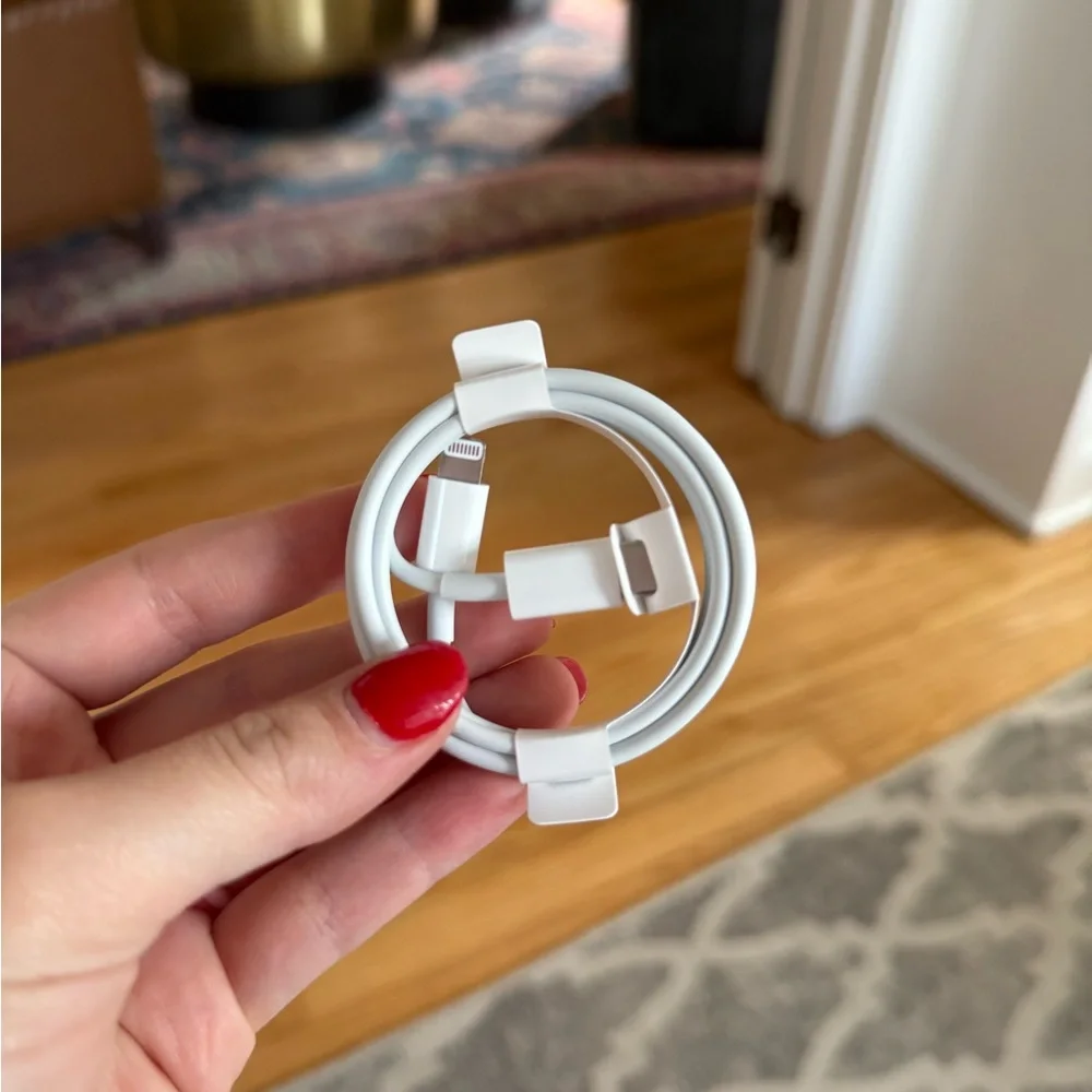 NWT Apple USB-C to Lightening Cable Charger